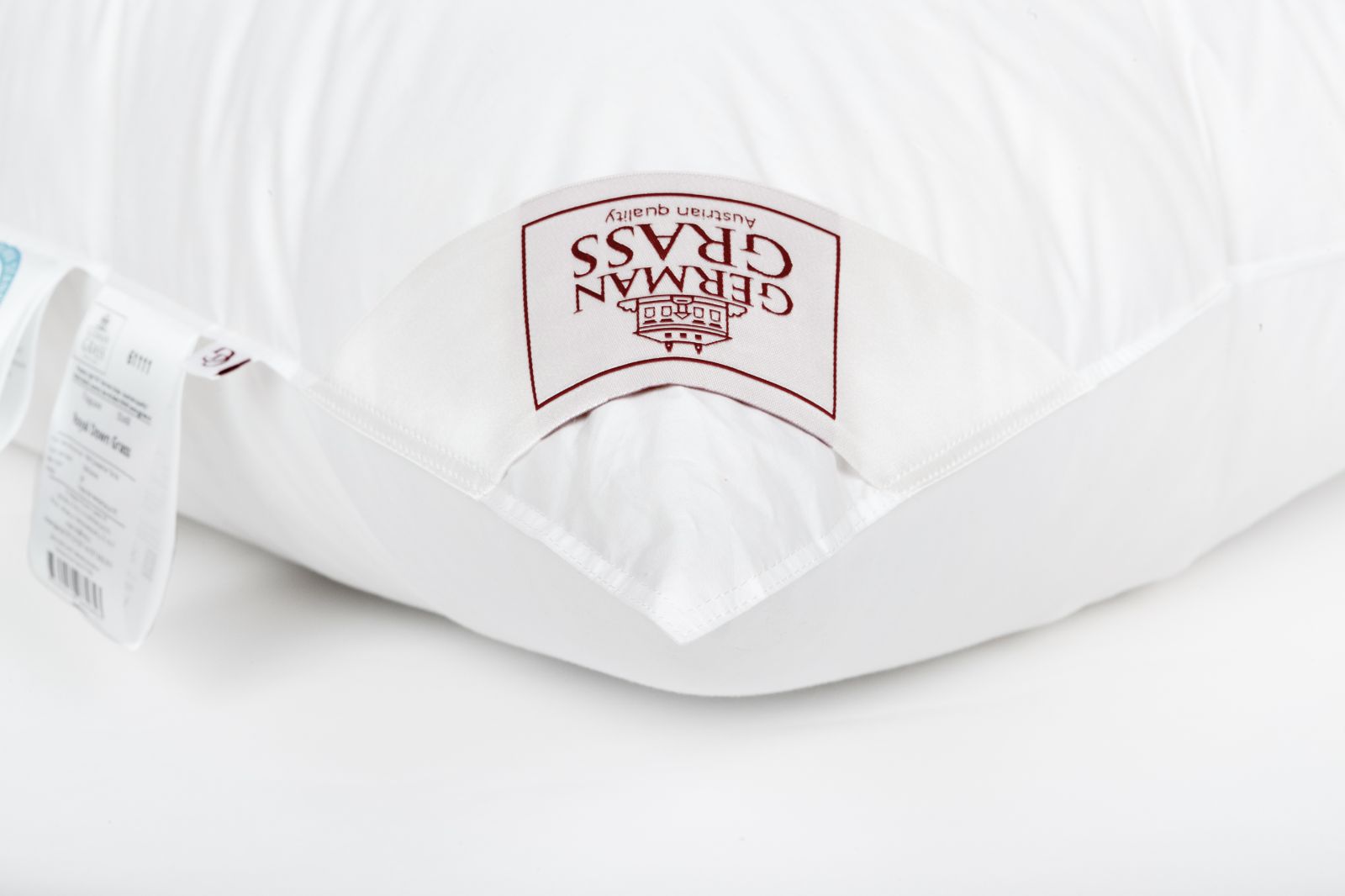 Подушка пуховая Royal Down Grass мягкая 